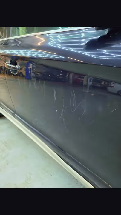Kiillotetun auton maalipinta – Varma Autopesu